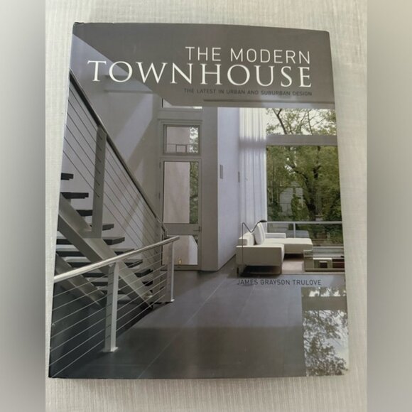 GIFT READY Coffee Table Book Contemporary Townhouse Design - Picture 1 of 6